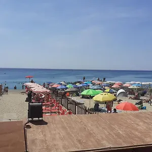 la-casa-di-pepe-pietra-ligure.hotelitalianriviera.com/